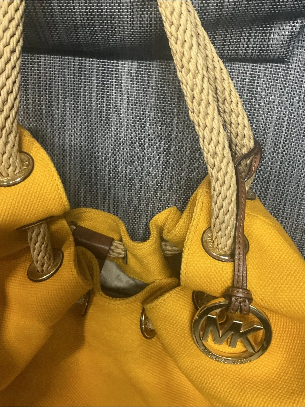 Skirt Subcategory Identification